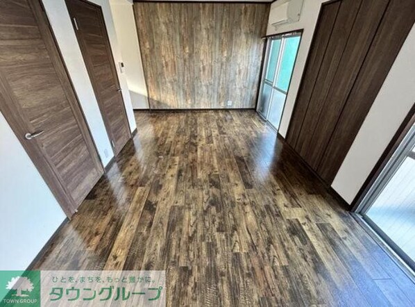 パレットビルの物件内観写真